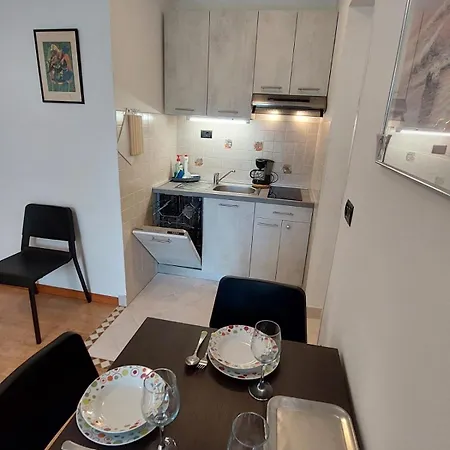 דירה Near The Veronika זמברטיה